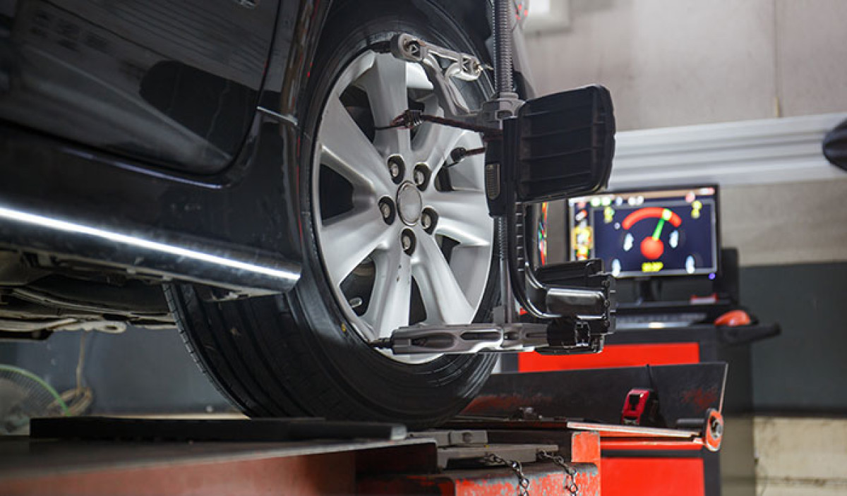 Telltale Signs Your Car Needs an Alignment
